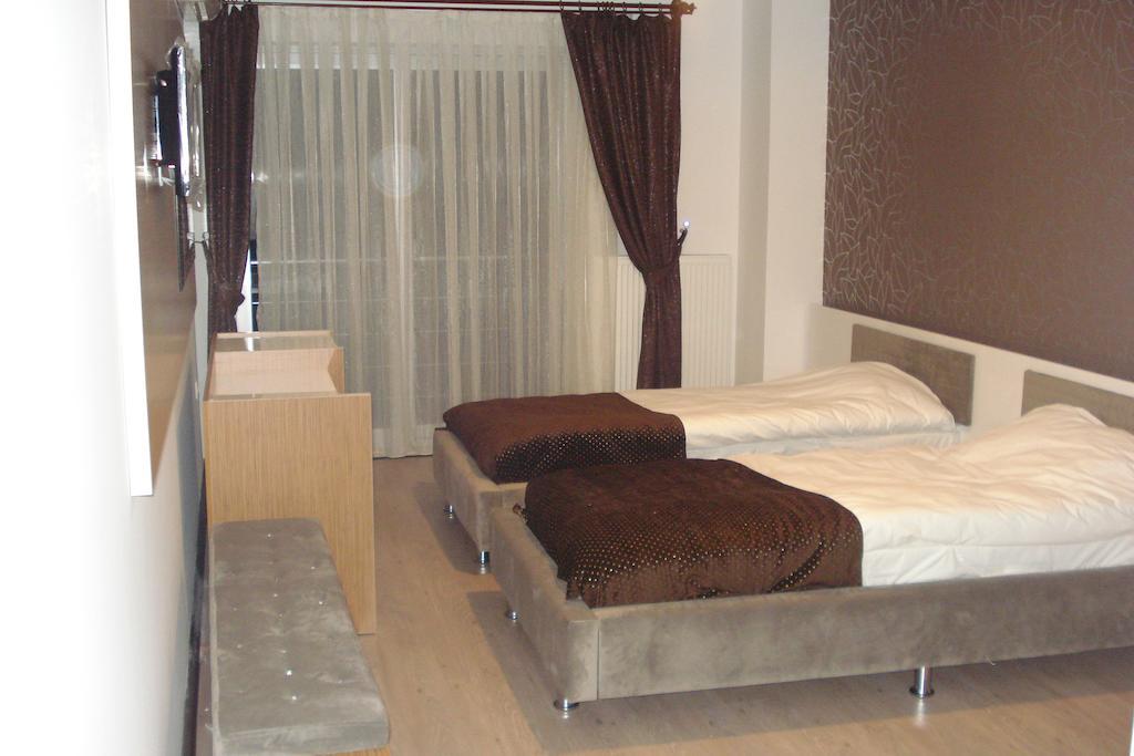 Ozdemir Hotel Pamukova Bagian luar foto